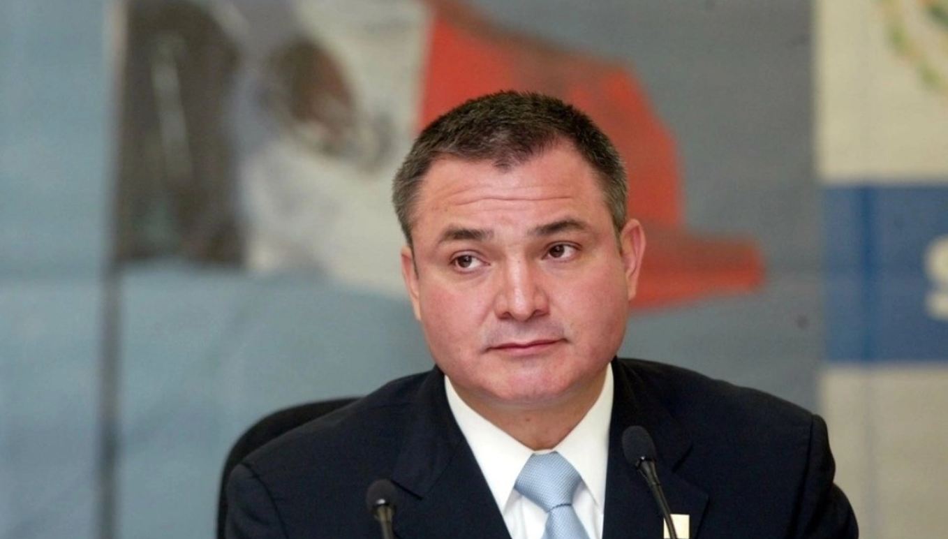 UIF recupera 500 mil dólares vinculados al caso García Luna; Sheinbaum anuncia que tendrán un destino específico