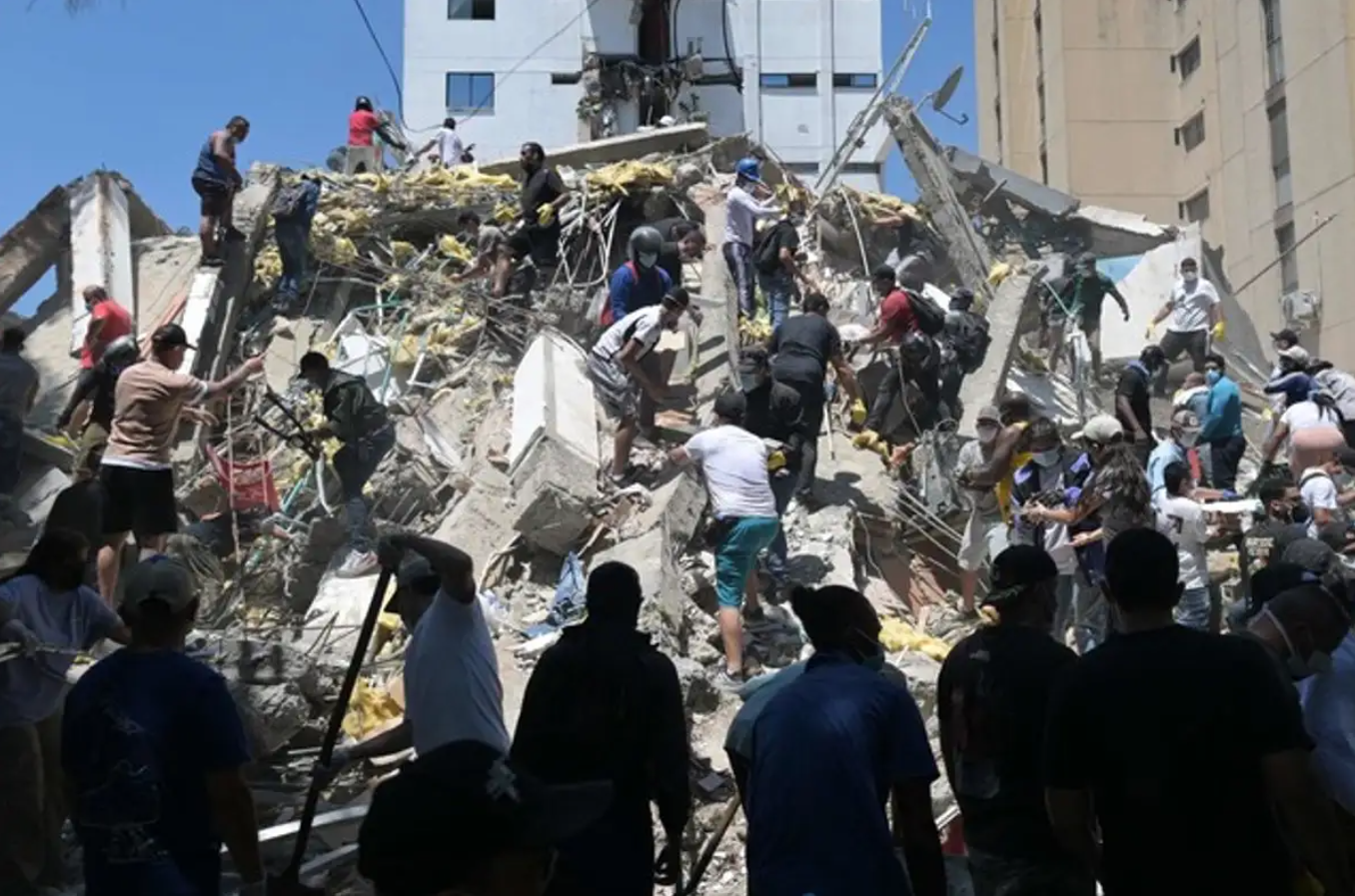 Aumentan a 165 los muertos y más de 500 heridos por sismo de magnitud 7.4 en Colombia
