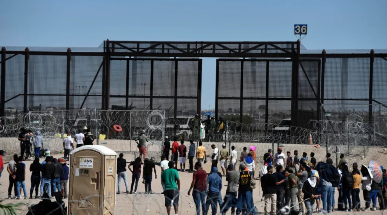 Corte de EU avala deportación expedita de 750 mil migrantes protegidos por amparo humanitario