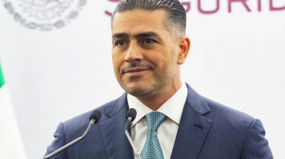 Omar García Harfuch participa en conferencia internacional de la DEA sobre control de drogas