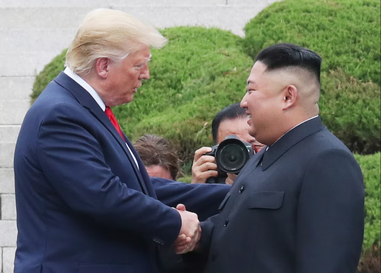 Trump anunció que se reunirá con Kim Jong-un y reveló que Corea del Norte tiene 57 armas nucleares
