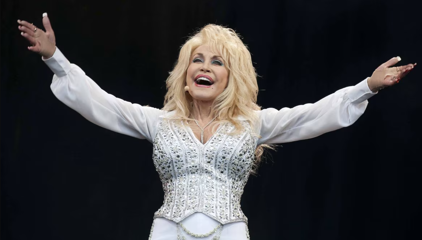Muere Dolly Parton, reina de la música country y activista humanitaria, a los 80 años