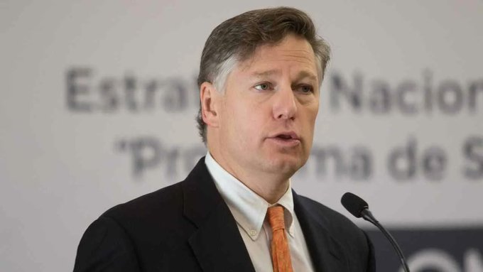 Christopher Landau pide no dejar que la polémica por la visa de Andy López desvíe relación México-EU