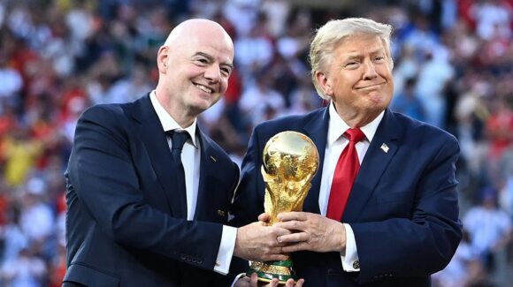 Donald Trump defiende a Gianni Infantino y asegura que sería un error reemplazarlo como presidente de la FIFA