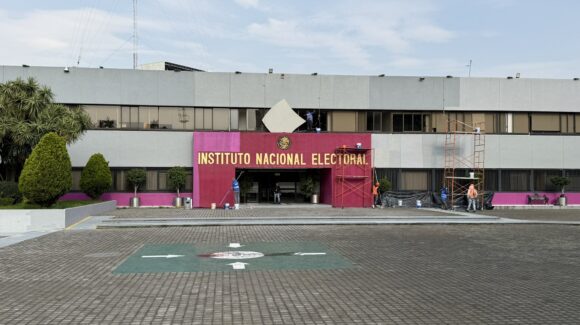 INE elimina variable de monitoreo sobre descalificaciones indirectas para elecciones de 2027