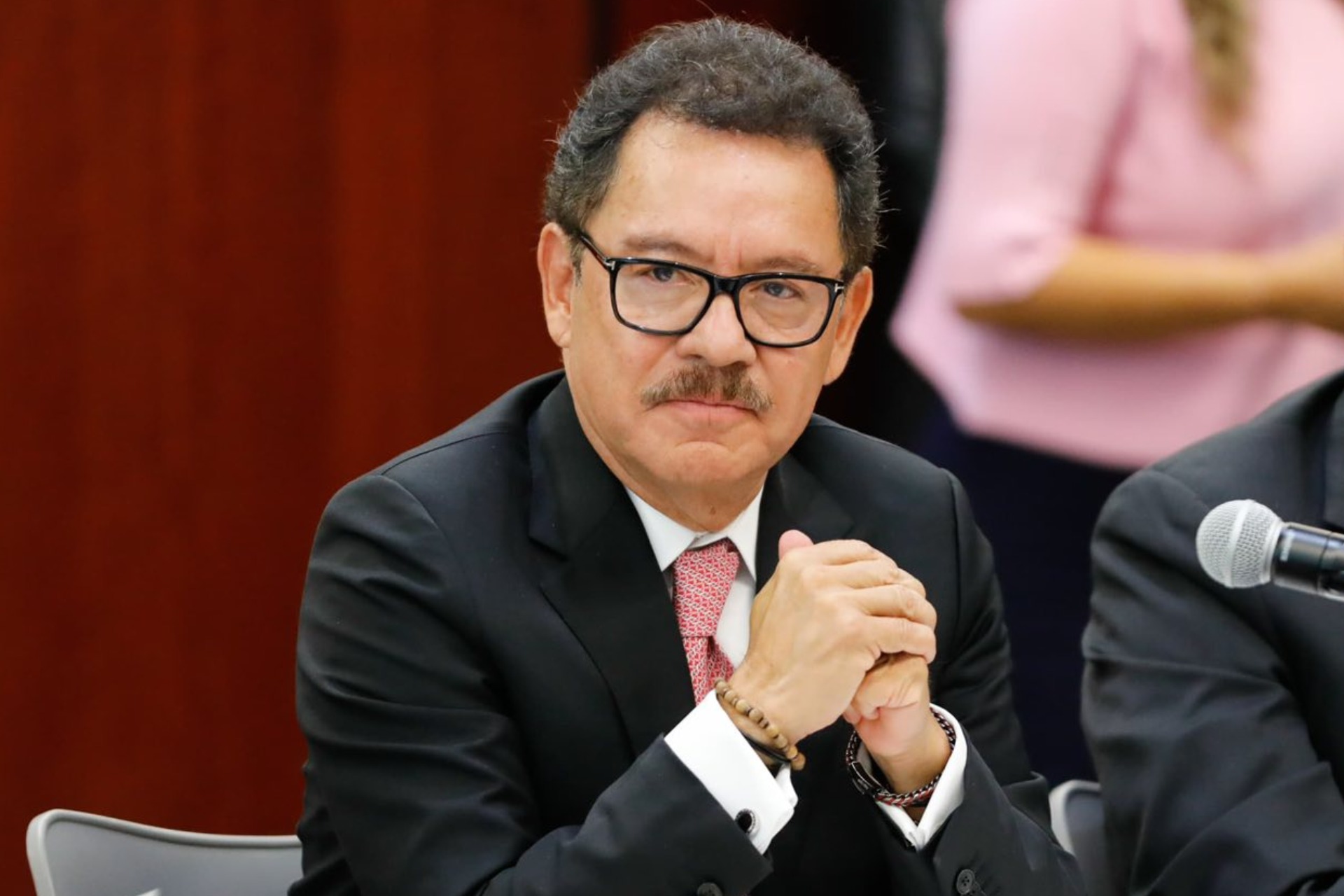 Ignacio Mier revela que Morena pidió a Enrique Inzunza solicitar licencia antes de su salida