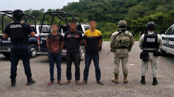Rescatan a cinco personas reportadas como desaparecidas en Michoacán y Sinaloa