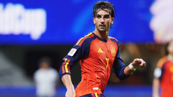 Ligue 1: Ferrán Torres se convierte en jugador del París Saint-Germain por 50 millones de euros