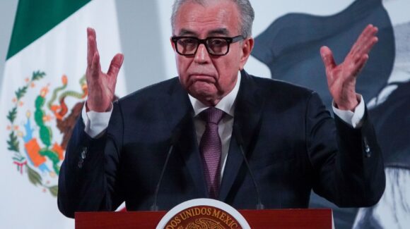 Congreso de Sinaloa respalda regreso de Rocha Moya a la gubernatura del estado