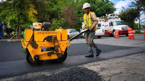 Alcaldías de la Ciudad de México dejan sin ejercer mil mdp para repavimentar