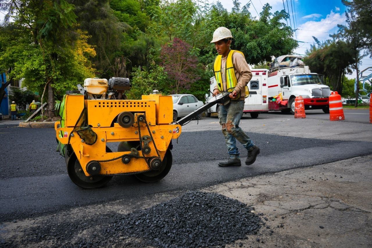 Alcaldías de la Ciudad de México dejan sin ejercer mil mdp para repavimentar