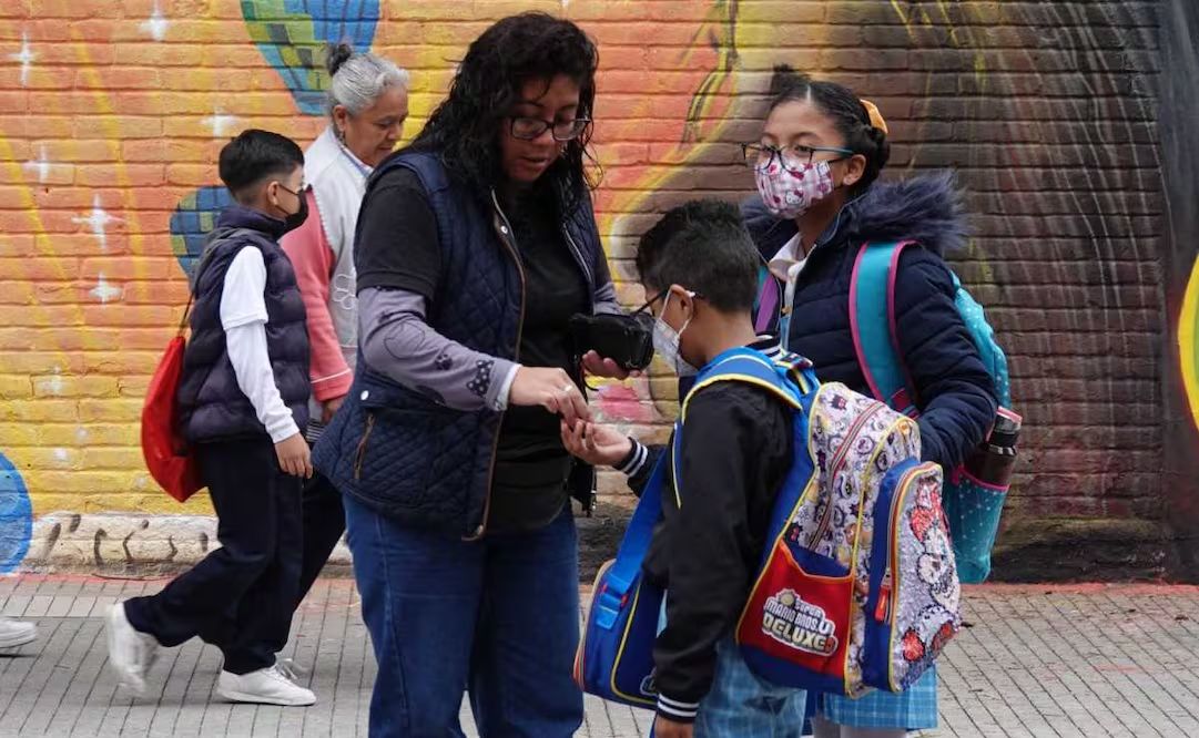 Regreso a clases en la CDMX: padres enfrentan gastos de hasta 3 mil 500 pesos