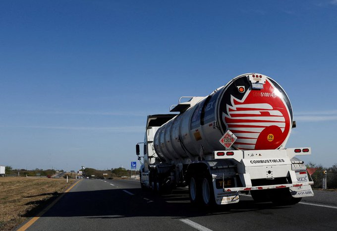 Pemex eleva exportaciones a 1,392 millones en junio, cifra máxima en ocho años