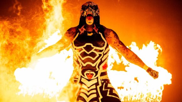 Penta avanza en torneo por desafío a Roman Reigns en Ciudad de México