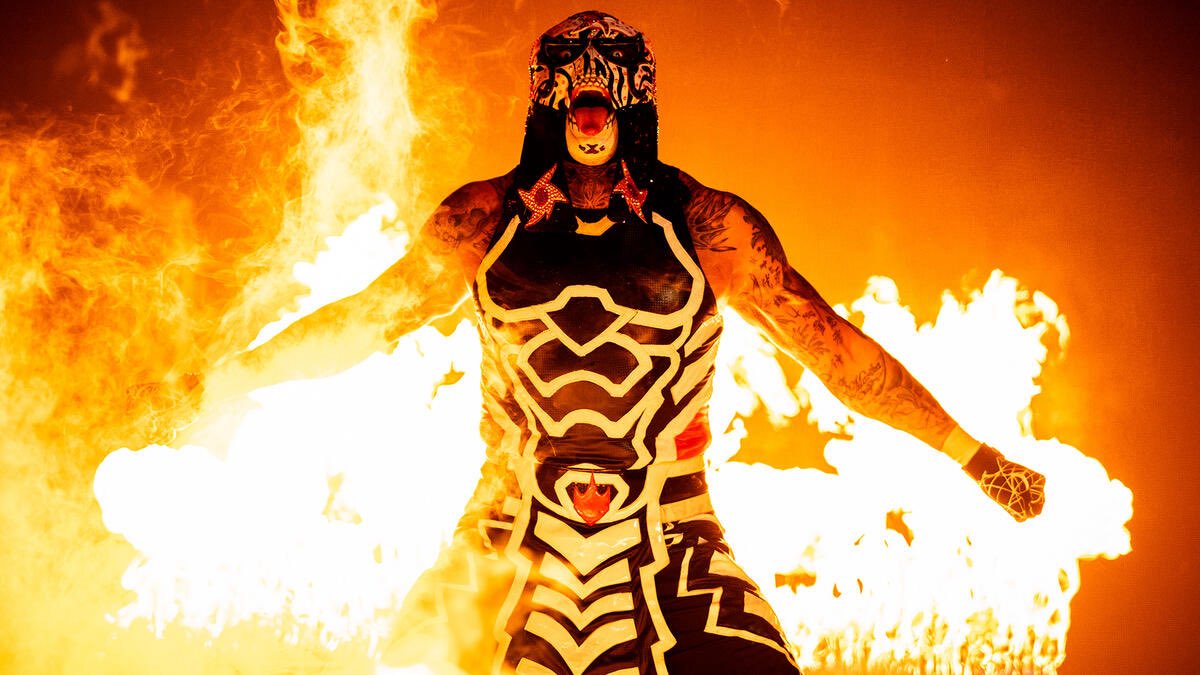 Penta avanza en torneo por desafío a Roman Reigns en Ciudad de México