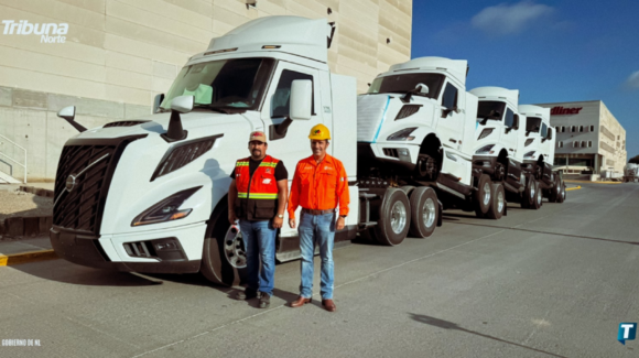 Volvo inicia exportación de tractocamiones fabricados en NL a través de la Aduana Colombia