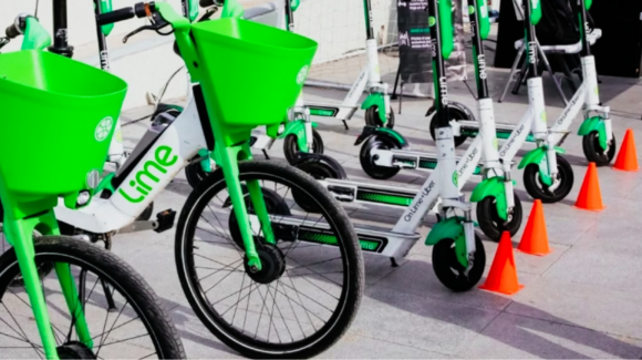 Regulación para estacionar scooters y bicicletas eléctricas, analizan en Congreso de NL