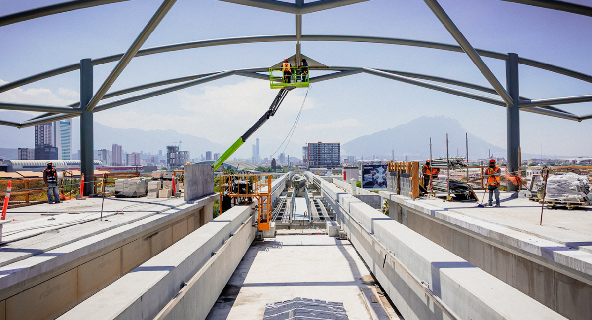 Rumbo al futuro de la movilidad: Samuel García constata 80% de avance en estaciones de las Líneas 4 y 6 del Metro