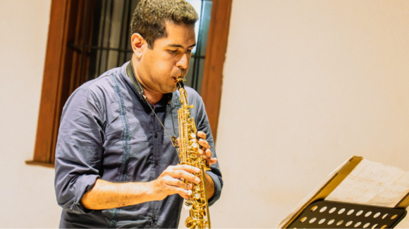 ‘Miércoles Musicales’ de NL arranca temporada con Andrés Torres y saxofón vanguardista