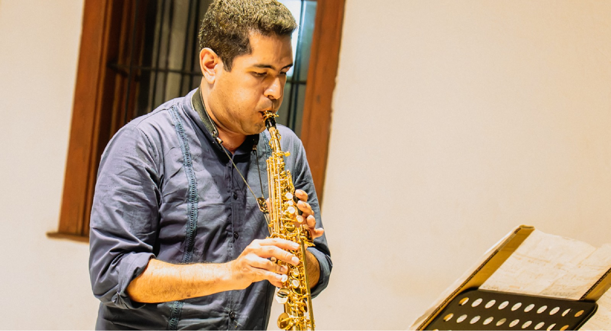 Inaugura Andrés Torres la temporada de Miércoles Musicales con una propuesta de saxofón vanguardista