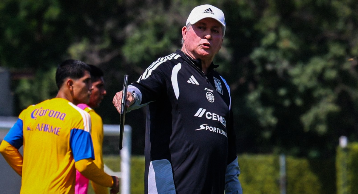 Vucetich completa su cuerpo técnico e intensifica la planeación táctica de Tigres rumbo a la visita a Santos