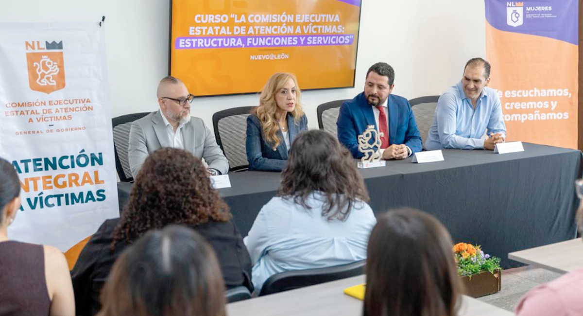Capacitan a personal de la Secretaría de las Mujeres para optimizar la atención a víctimas de violencia en Nuevo León