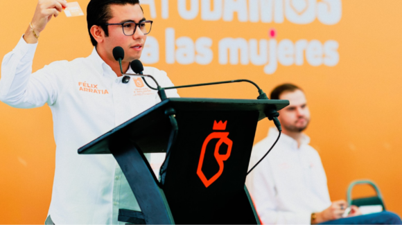 Más de 2,500 tarjetas del programa ‘Ayudamos a las Mujeres’ entregadas en Monterrey