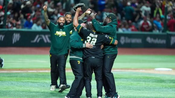 Los Pericos eliminan a Diablos Rojos y acaban con su sueño del tricampeonato