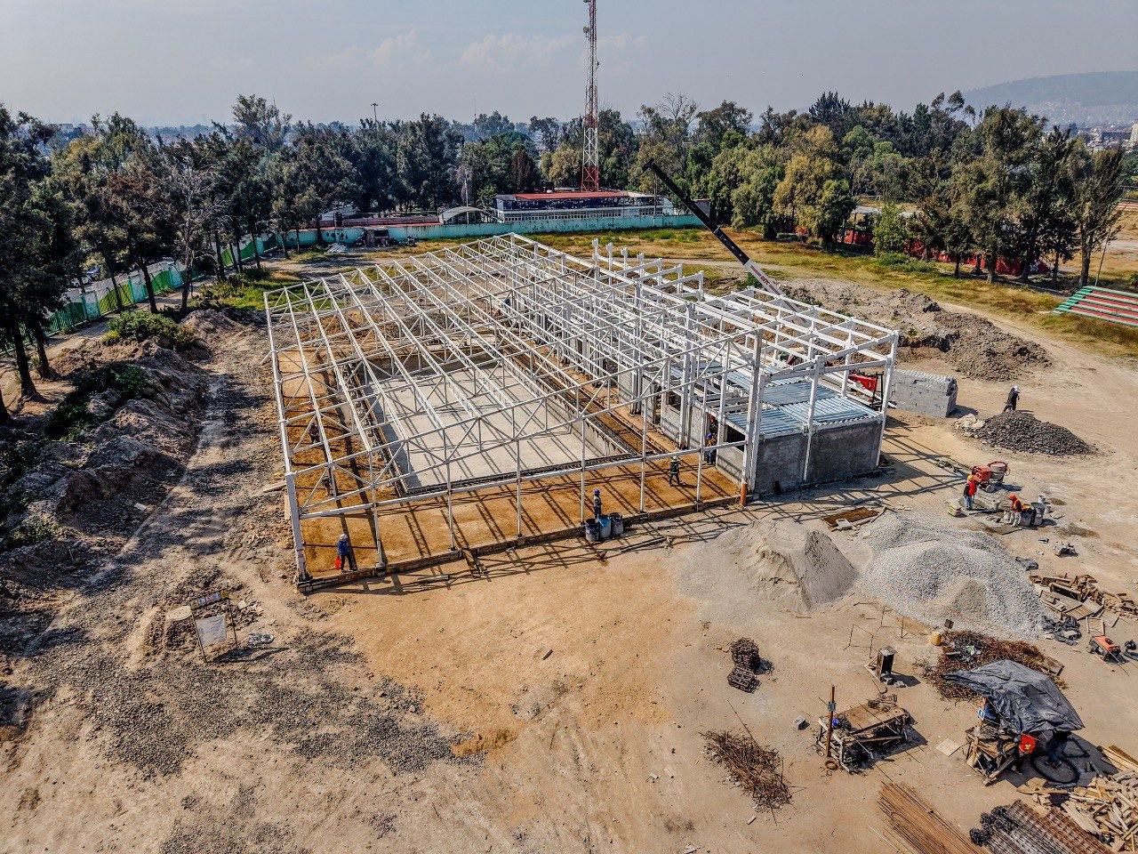 Utopías en la CDMX operan entre obras pendientes y servicios cerrados
