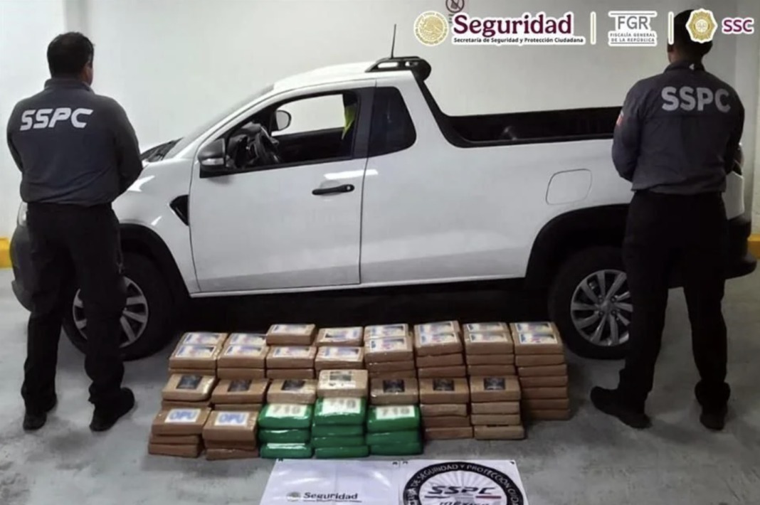CDMX: Cae sujeto en Tlalpan con 217 kilos de cocaína en camioneta