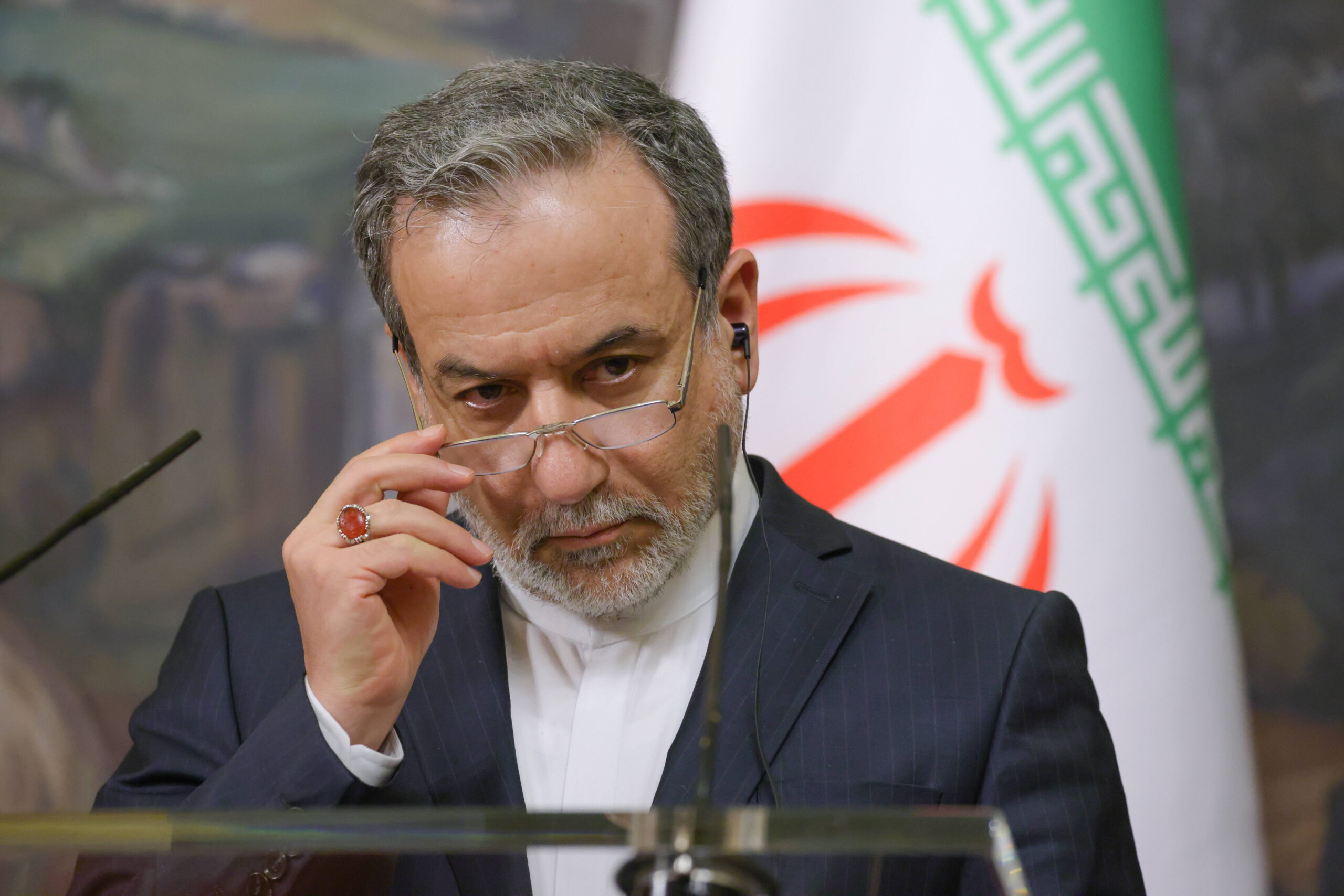 Cancilleres de Irán y de Omán mantienen una conversación telefónica en medio de amenazas de Trump