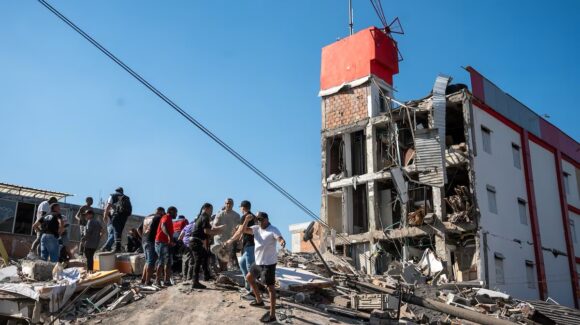 Sigue temblando en Colombia; reportan 33 réplicas tras terremoto de magnitud 7.4
