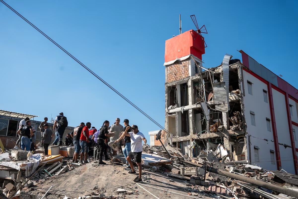 Sigue temblando en Colombia; reportan 33 réplicas tras terremoto de magnitud 7.4
