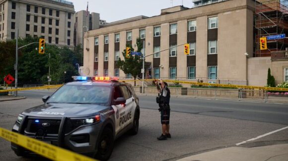 Detienen a dos menores por tiroteo contra consulado de Estados Unidos en Toronto