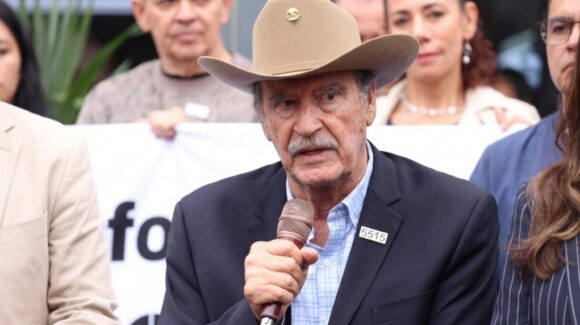 Vicente Fox se une a la oposición de Morena; anuncia regreso a la política electoral rumbo a 2027