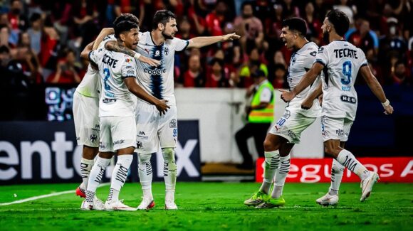 La trampa de la inmediatez en el fútbol de NL: Rayados y Tigres frente a decisiones clave