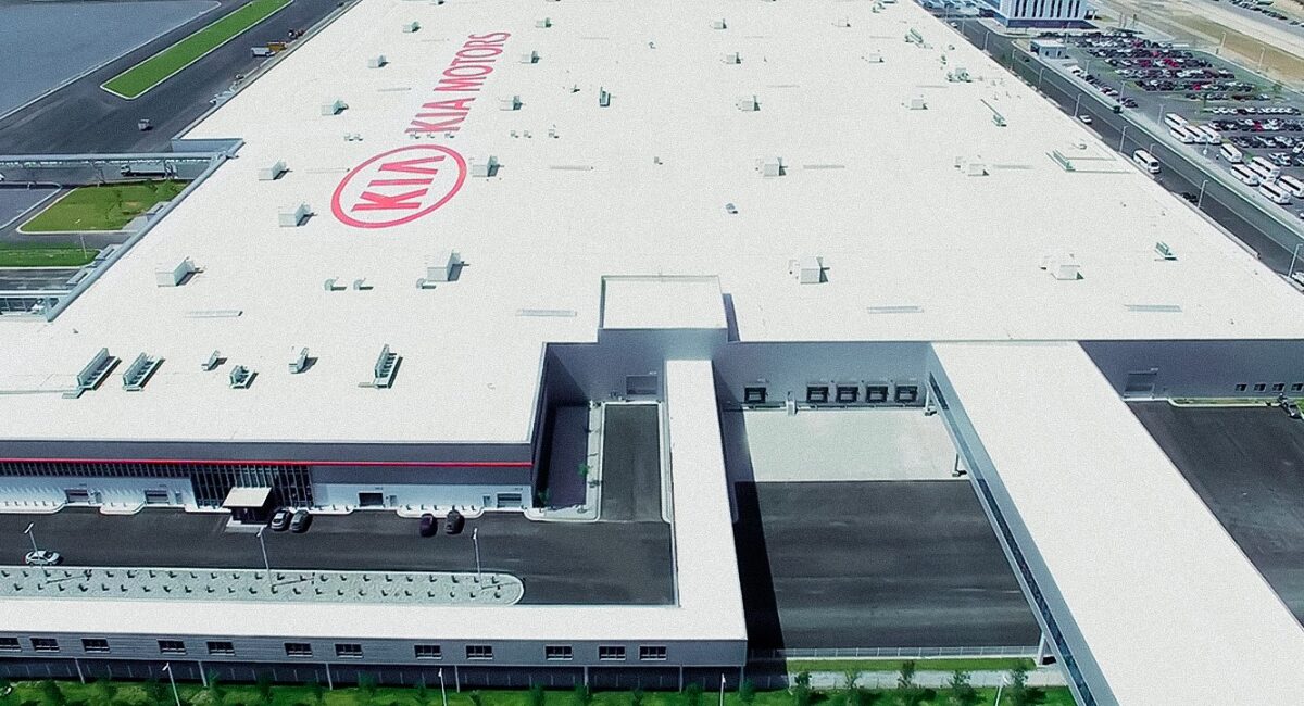 Se prepara Nuevo León para la fabricación del primer vehículo eléctrico de KIA en México