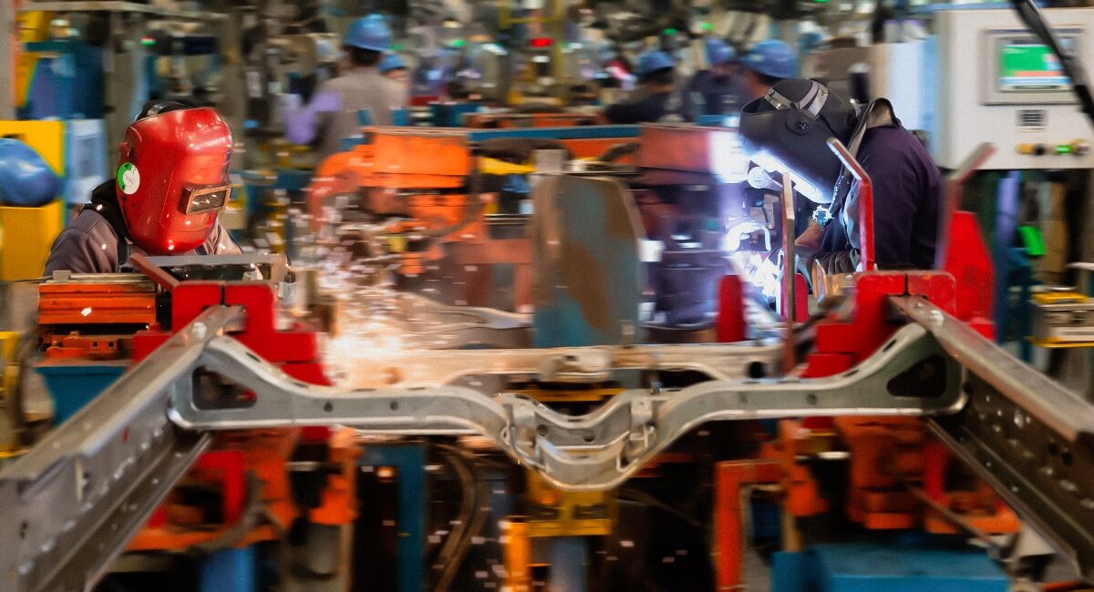 Sector manufacturero de Nuevo León supera los 20,000 millones de dólares en exportaciones durante el primer trimestre de 2026
