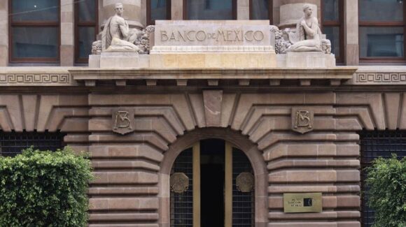 Banxico mantiene tasa de interés en 6.5 %; no habrán cambios en los próximos meses