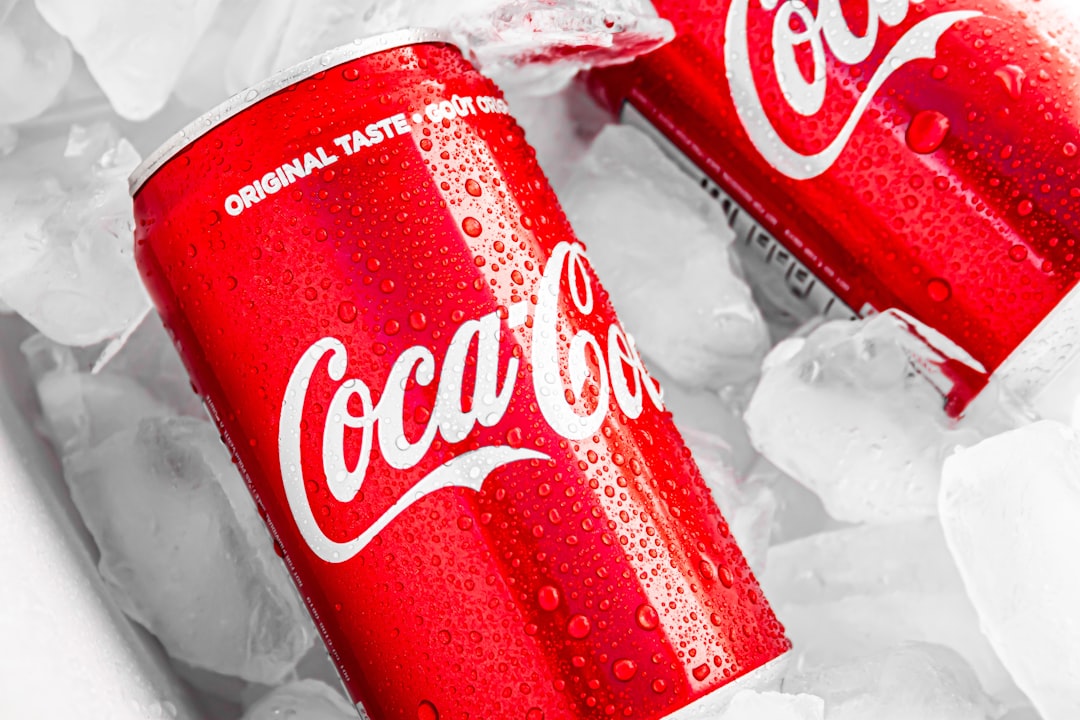 Coca-Cola subirá precios de refrescos por aumento del IEPS en 2026