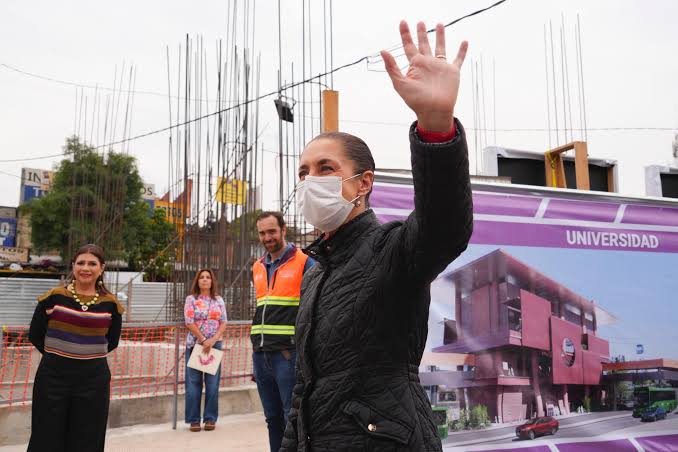Claudia Sheinbaum y Clara Brugada supervisan obras de construcción de la Línea 4 del Cablebús en CDMX