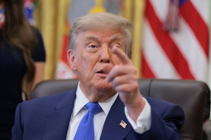 Donald Trump le pide a la Corte Suprema de EU que apruebe el nuevo salón de baile de la Casa Blanca