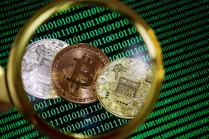 Detienen al CEO mexicano de una casa de cambio en EU; convirtió 750 mil dólares del narco en criptomonedas