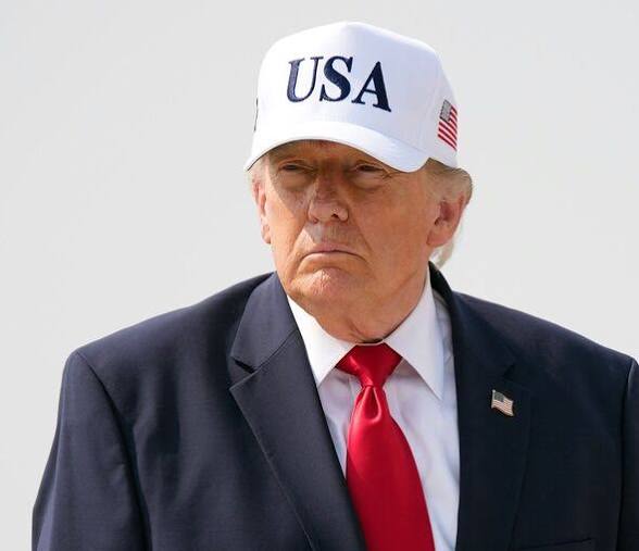 Trump amenaza con bombardear Omán si interfiere en las conversaciones con Irán