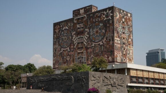 Aspirantes de la UNAM vuelven a protestar contra el examen de control; amenazan con presentar un amparo colectivo