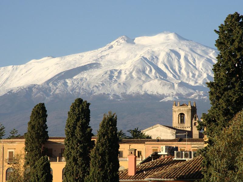 Un excursionista estadounidense muere tras ser alcanzado por un rayo en el monte Etna de Sicilia