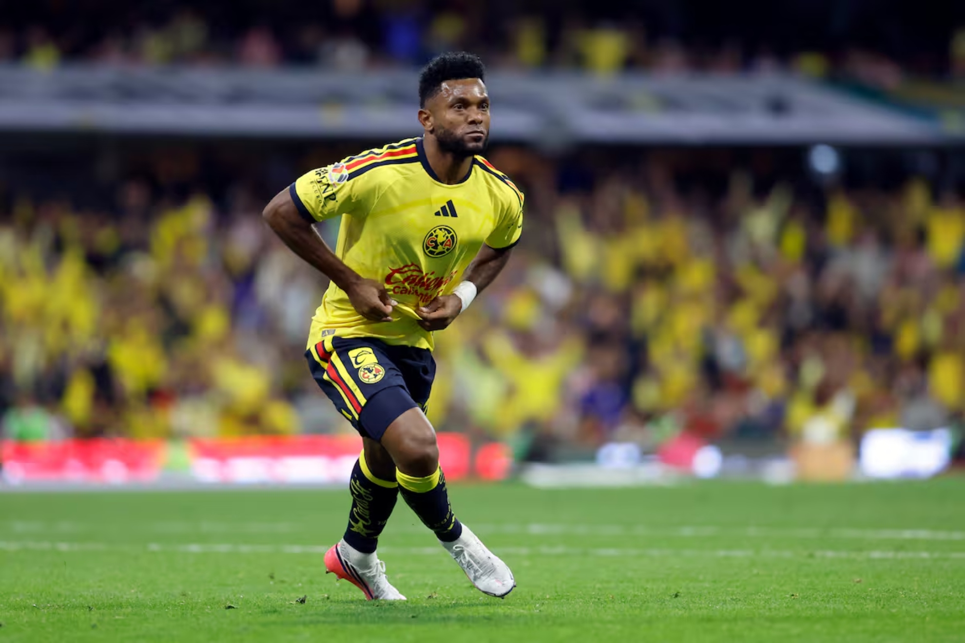 Liga MX: Miguel Borja salva al América con un doblete en el Clásico Nacional del Apertura 2026