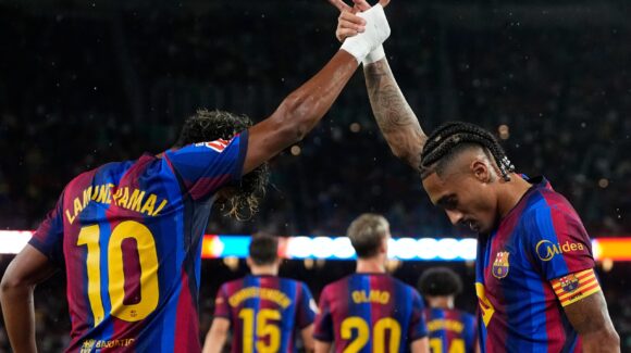 LaLiga: Barcelona desata su poder ofensivo y aplasta 7-2 al Racing en una noche de lluvia y goles