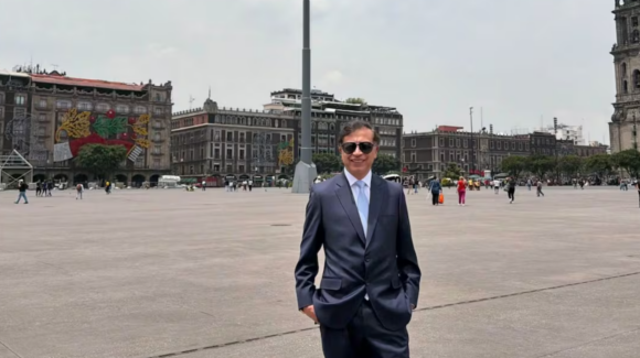 Gustavo Petro presume reunión con Claudia Sheinbaum en Palacio Nacional