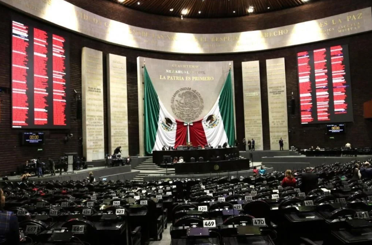 Morena acelera en San Lázaro la reforma que limitaría la doble nacionalidad en cargos de presidencia y gubernaturas